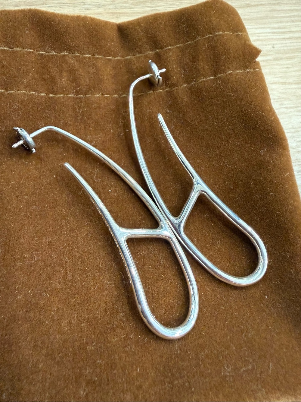 Hermès Chaine d'Ancre Punk (or Twist) Hoop Earring - Picture 2 of 7